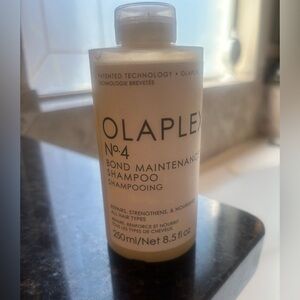 OLAPLEX No.4 Bond Maintenance Shampoo - White Bottle
